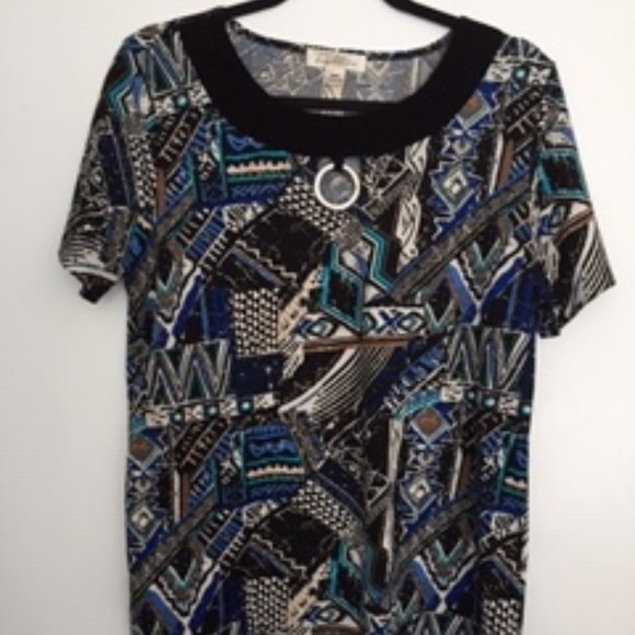 TRADITION BLOUSE. SIZE M/M.  COLOR: MULTI COLORS - Picture 1 of 3